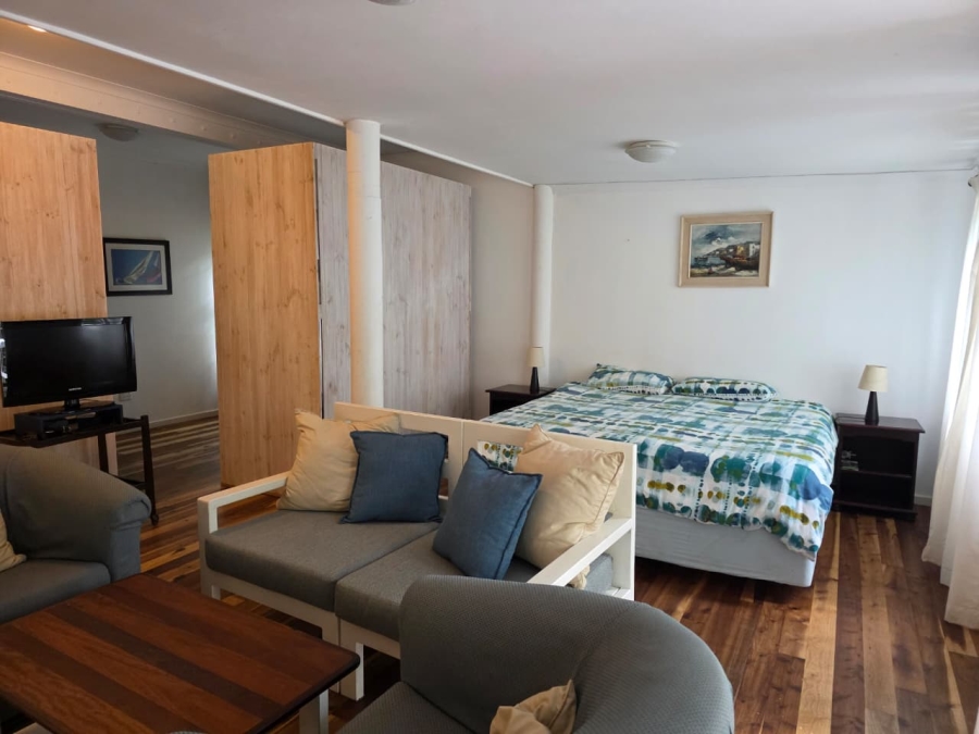 2 Bedroom Property for Sale in Brenton On Lake Western Cape